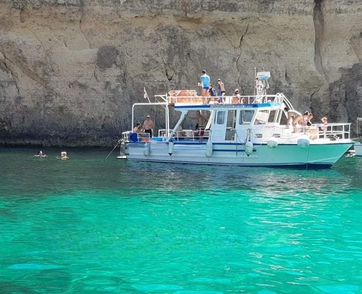 Atlantis Cruiser <small><br/ > Full Day €990 <br/ > Capacity 30 </small> - Image 2