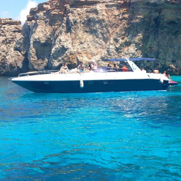 Tullio 46 <small><br/ > Full Day €890 <br/ > Capacity 16 </small>
